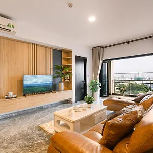  Appartement Exclusive 2-3 Bedroom Apartment In District 1 Free Pick Up